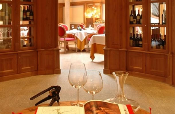 Alpen-Suite-Hotel-The-Restaurant-1