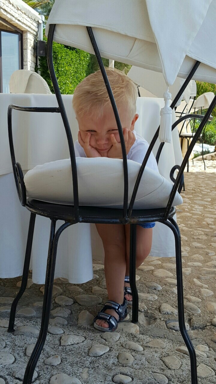 Family hotel Amarin