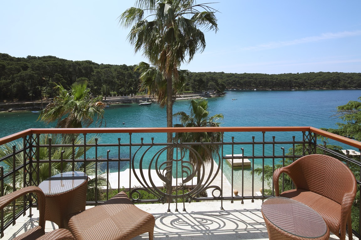 villa mirasol-terrace