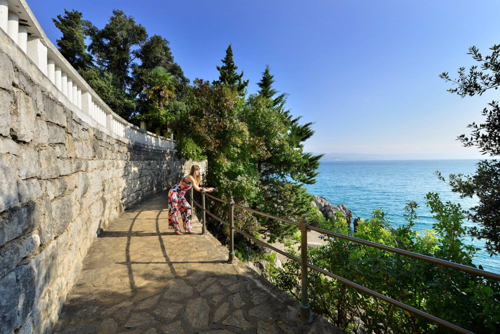 Opatija Croatia-15-Lungomare-03
