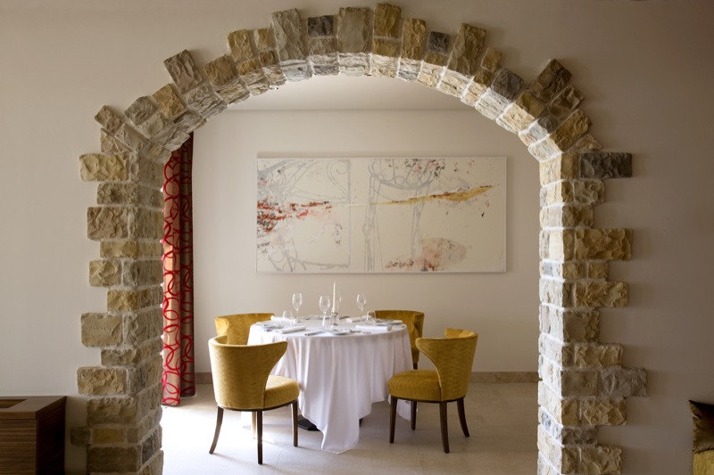HIRES-WineVaultRestaurant-1-min