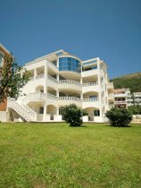 Villa V Lux (1)