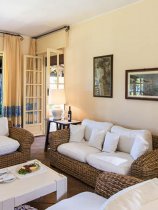 Is Morus Relais (26)