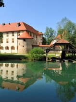 Castle Otoсec (2)