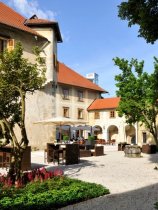 Castle Otoсec (3)