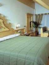 Schloß Hotel & Club Dolomiti (1)