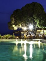 Is Morus Relais (5)