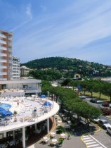 Riviera (2)