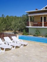 Villa Gradina 002 (1)