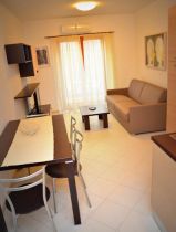 Apartments Zlatni Rat 033 (34)