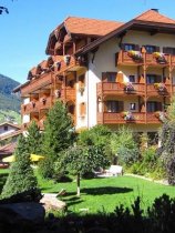 The Hotel Luna Mondschein (1)