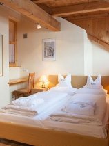 The Hotel Luna Mondschein (11)