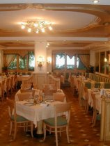 Corona Wellness & Family (4)